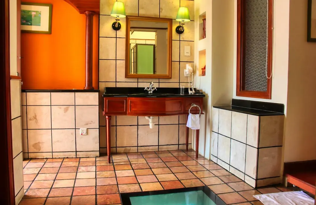 Alexapd Private Water Chalets-1